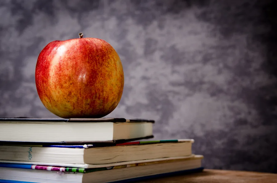 An Apple on the Books