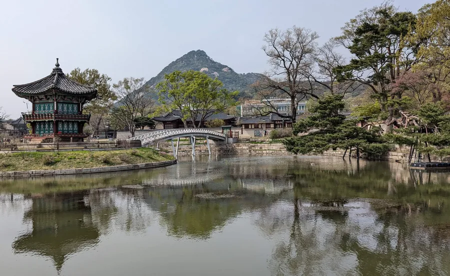 Hyangwonjeong Pavilion, Seoul