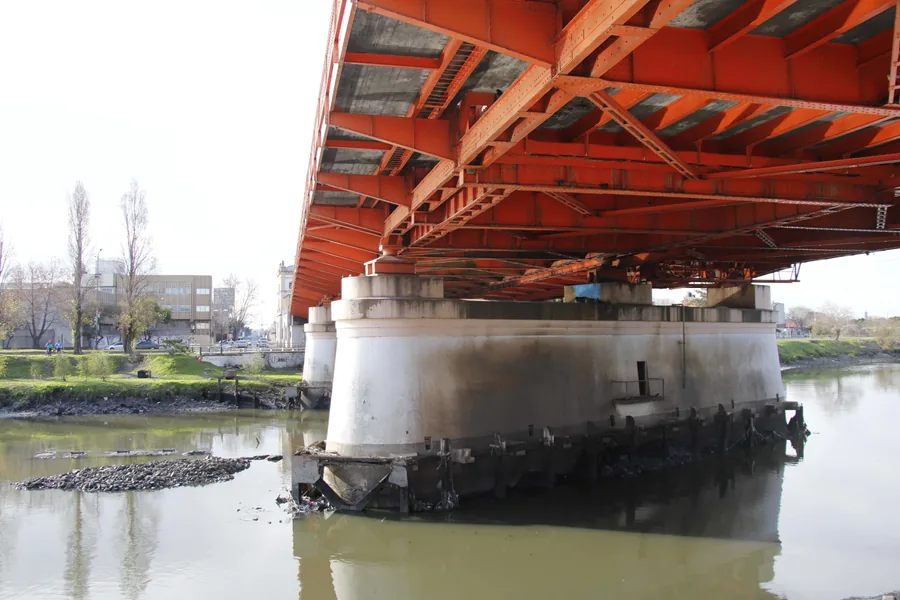 Under the Red Bridge